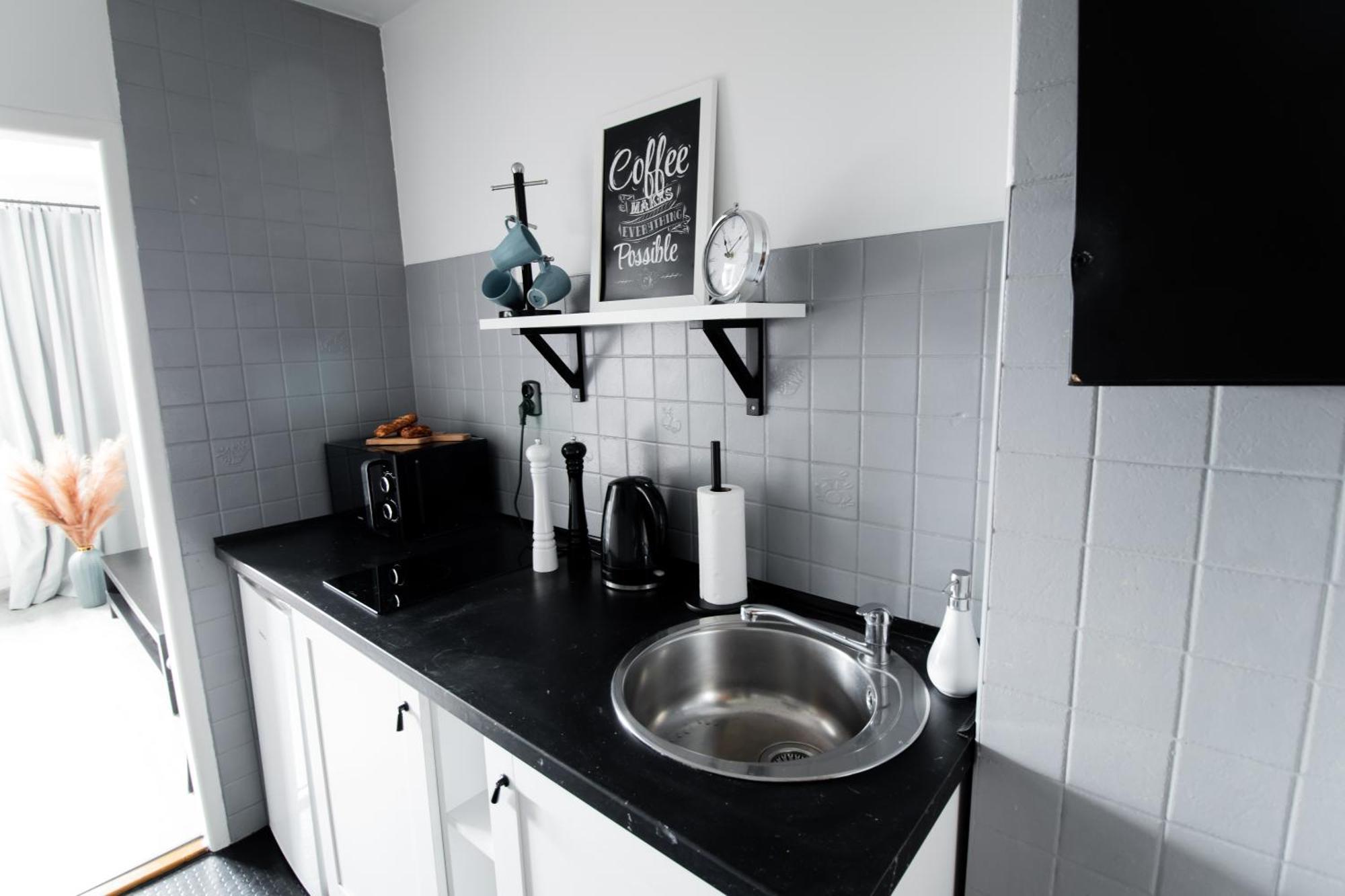 Piotrapartments - Daleka Cozy Train&Airport Apartment Warschau Exterior foto