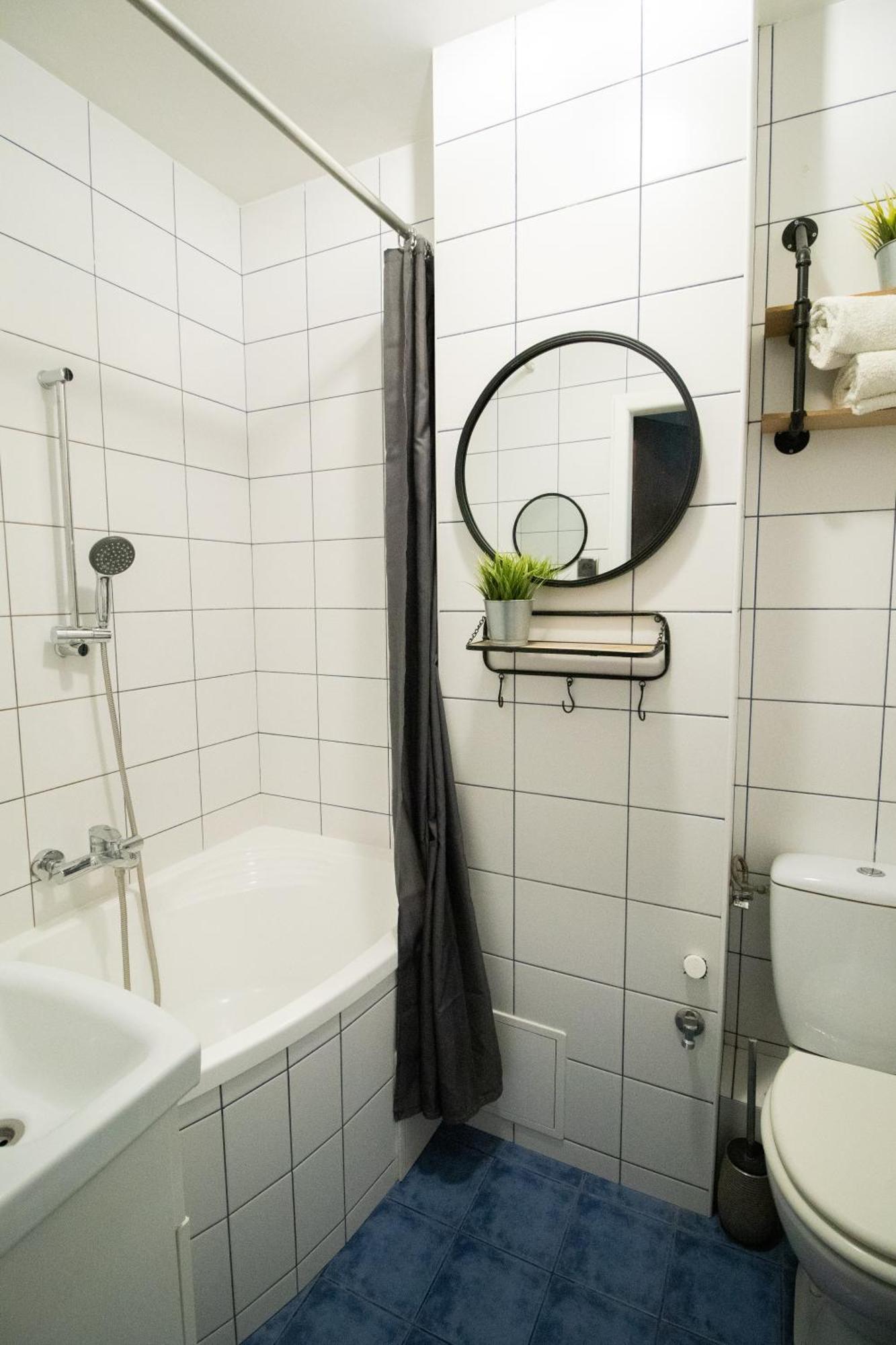 Piotrapartments - Daleka Cozy Train&Airport Apartment Warschau Exterior foto