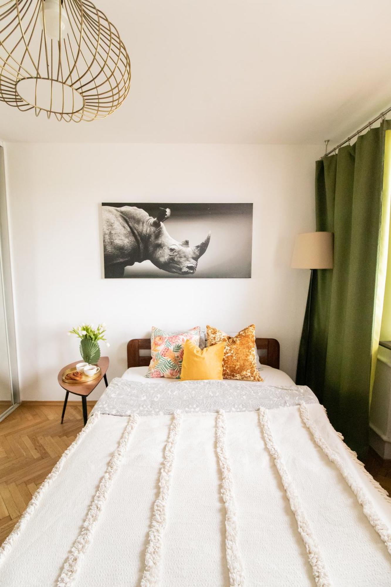 Piotrapartments - Daleka Cozy Train&Airport Apartment Warschau Exterior foto