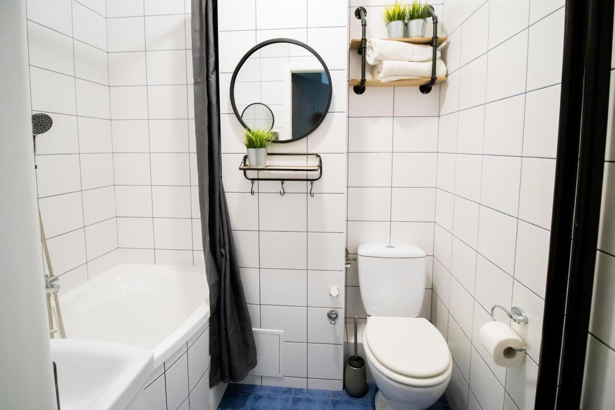 Piotrapartments - Daleka Cozy Train&Airport Apartment Warschau Exterior foto